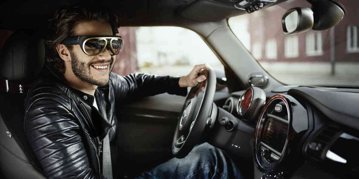 BMW experimentiert mit Augmented-Reality: Datenbrille für den MINI