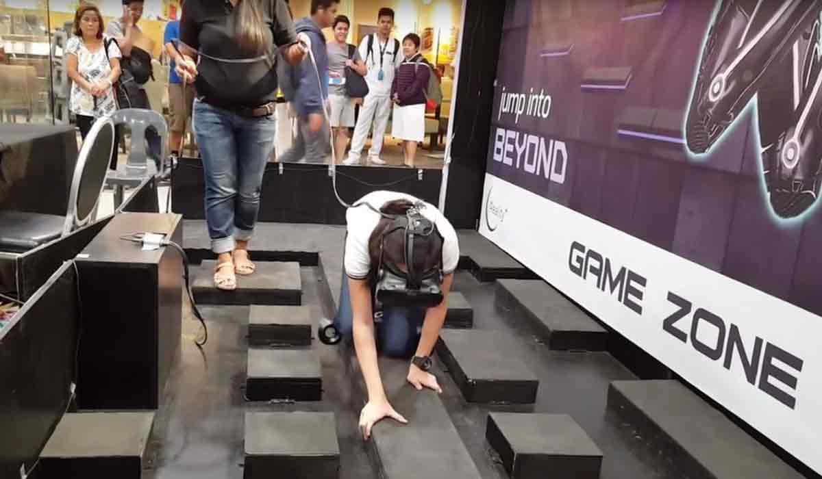 Virtual-Reality-Arcade auf den Philippinen fordert Hobby-Akrobaten heraus