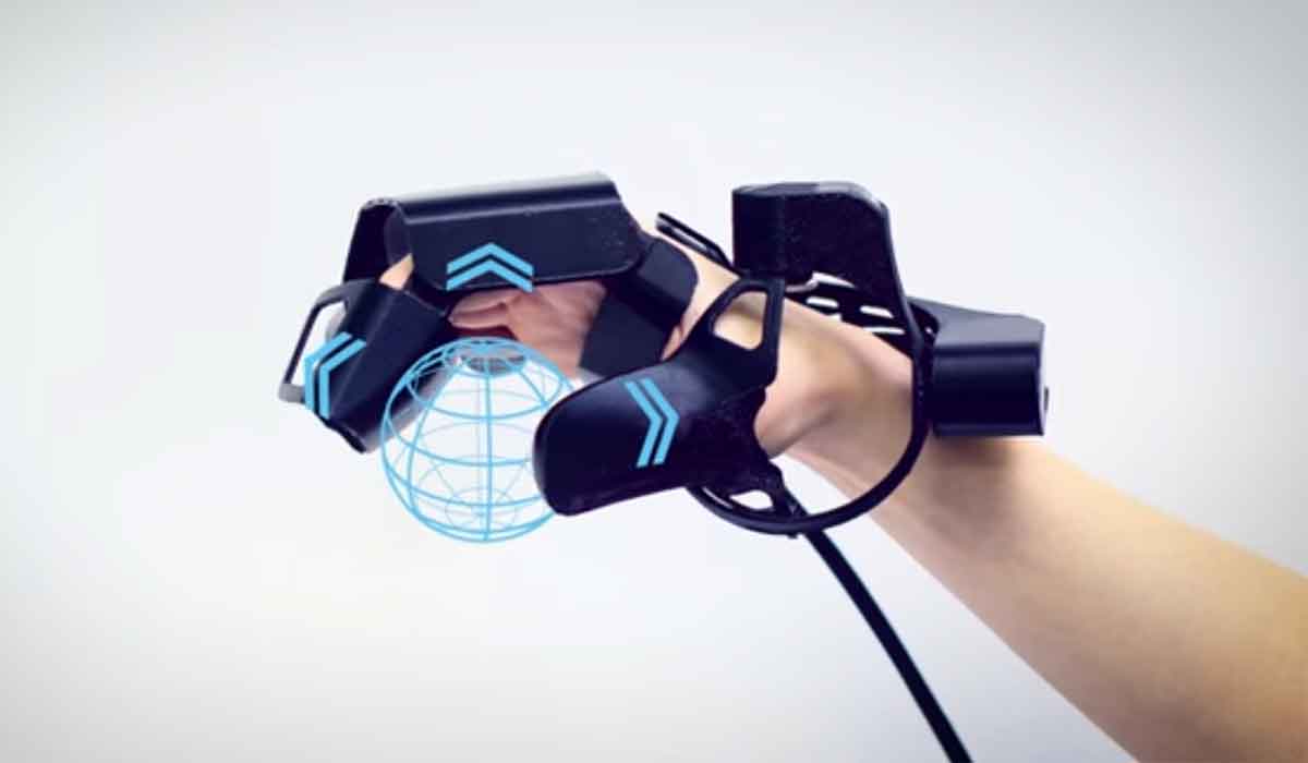 Virtual Reality: Neuer Handschuh soll haptisches Feedback geben