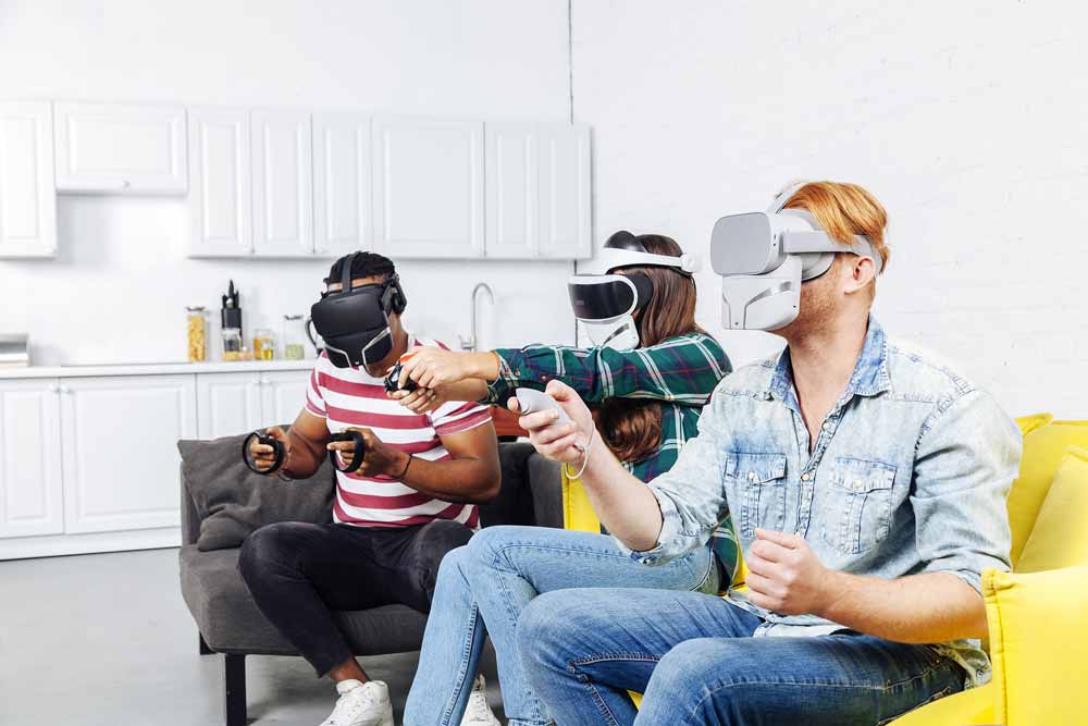 PSVR, Oculus, Vive: VR-Maske „Feelreal“ macht VR riech- und fühlbar