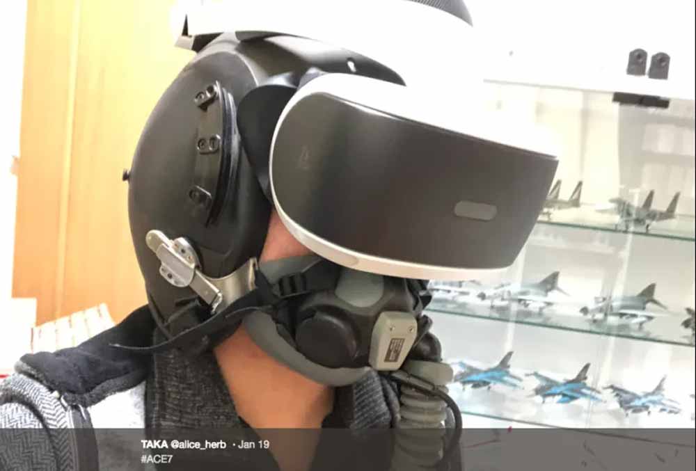 Playstation VR: Ace-Combat-Freak bastelt realistischen VR-Fliegerhelm