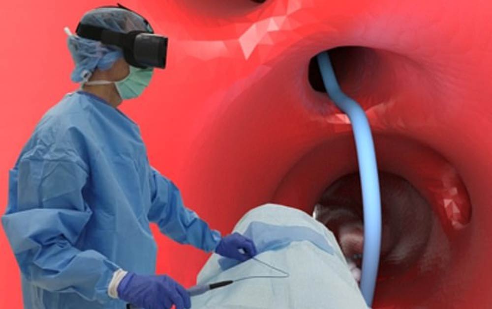 Die VR-Brille soll in Kombination mit neuer Kathetertechnologie ein Röntgenverfahren ersetzen.