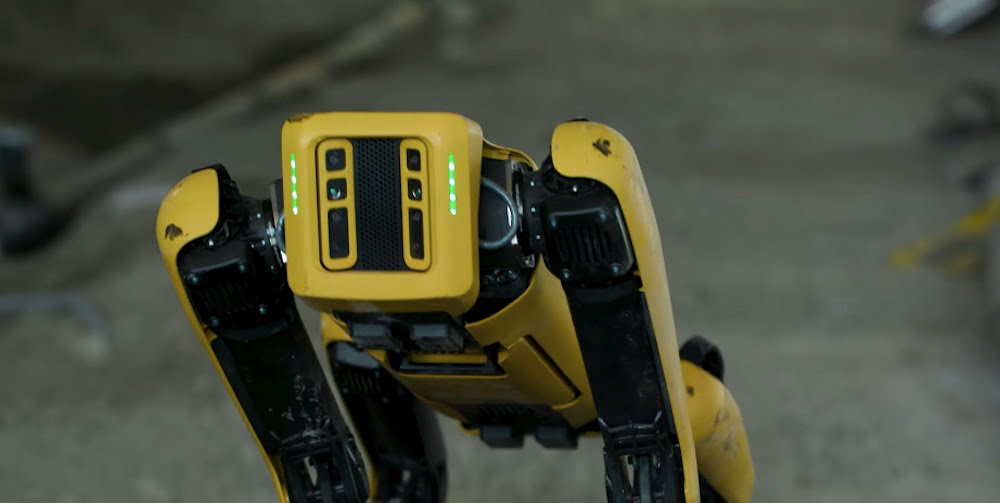 Boston Dynamics: Hunderoboter Spot darf laut Vertrag nicht beißen