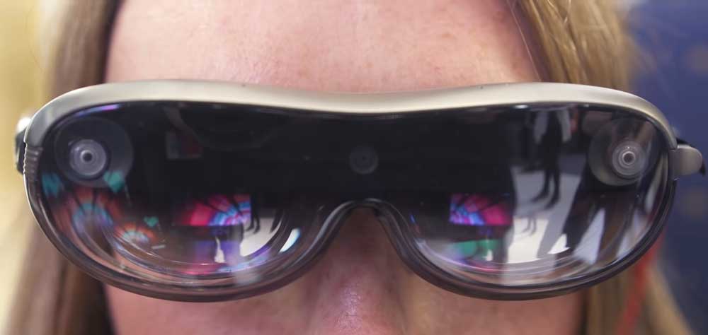 Schlank und schmal: Lenovo zeigt neue AR-Brille für den PC