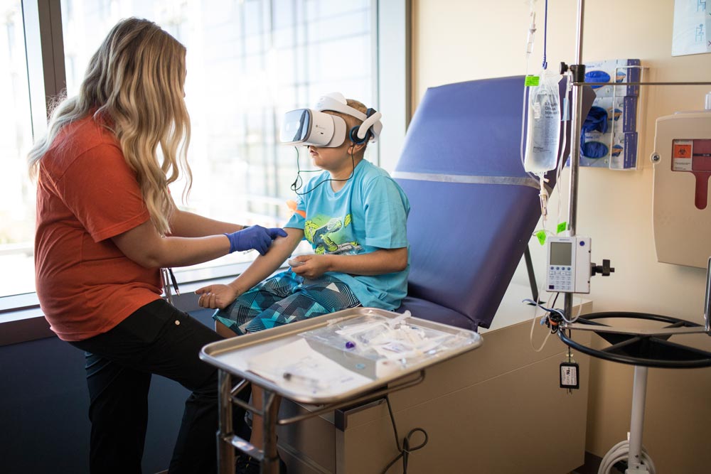 Digitale Ablenkung: VR-Brille laut Kinderarzt ähnlich gut wie Vollnarkose