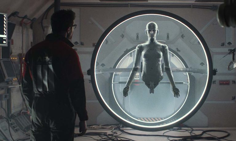 Sci-Fi-Filmtipp: In „Archive“ trifft „Ex Machina“ auf „Black Mirror“