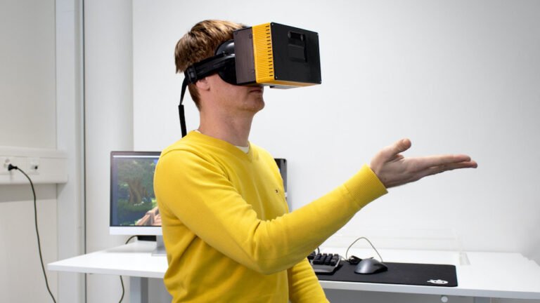 Start-up zeigt VR- und AR-Brillen mit Next-Gen-Displays