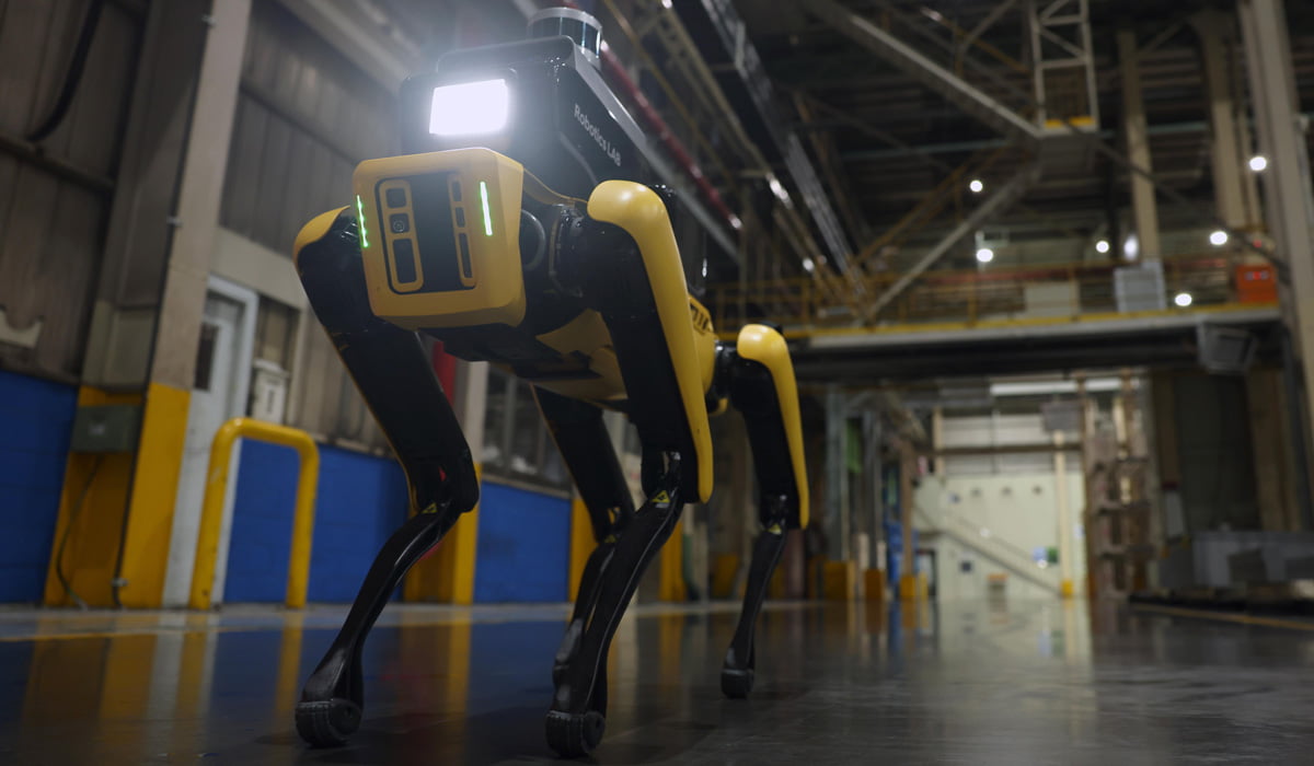 Boston Dynamics: So läuft Spot bei Hyundai Patrouille