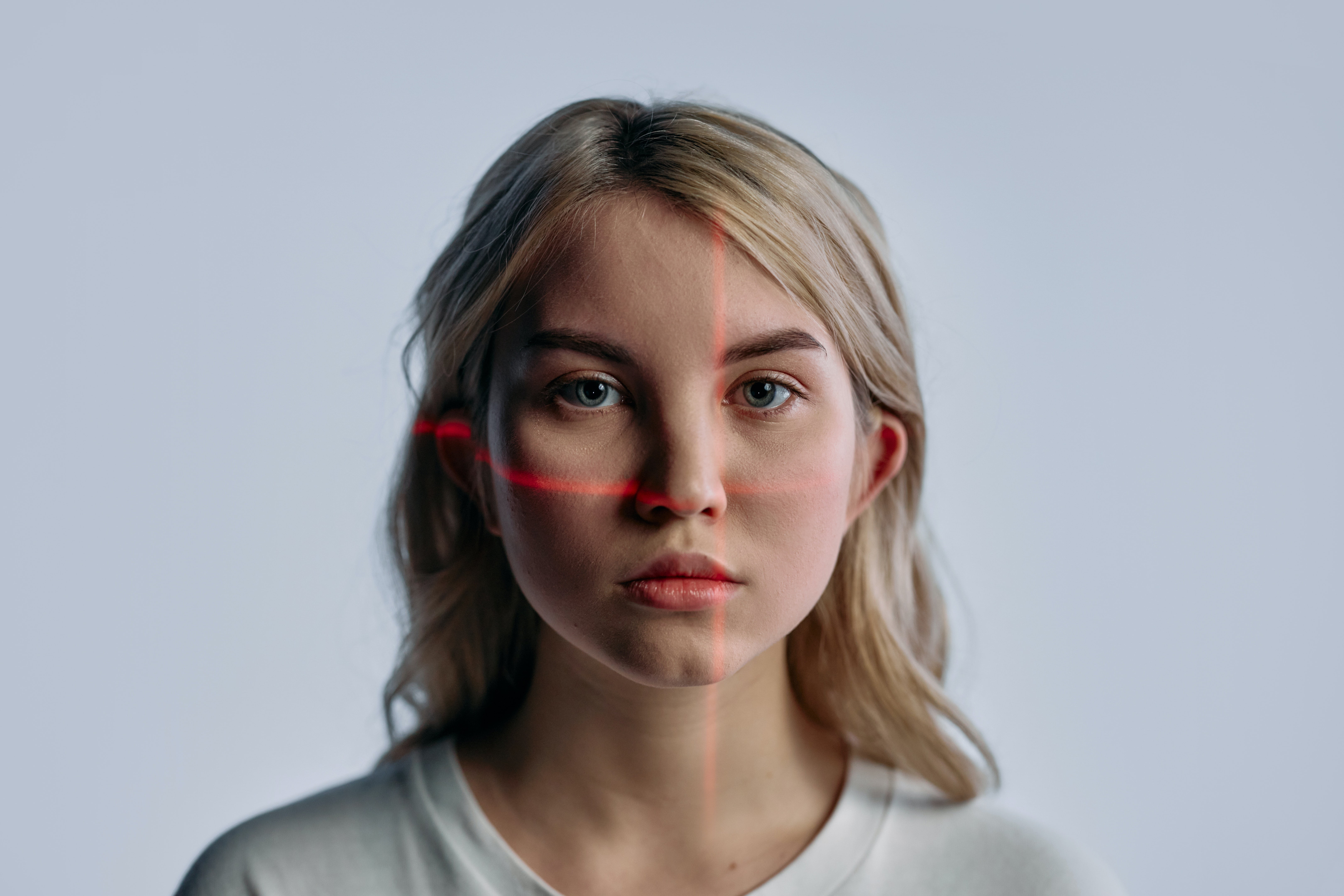 Clearview AI arbeitet an Datenbrille mit Gesichtserkennung