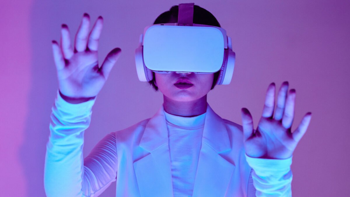 Forschende entwickeln ein neues Herstellungsverfahren bei MicroLEDs für VR- und AR-Brillen-Bildschirme. Steht eine neue Display-Generation kurz bevor?