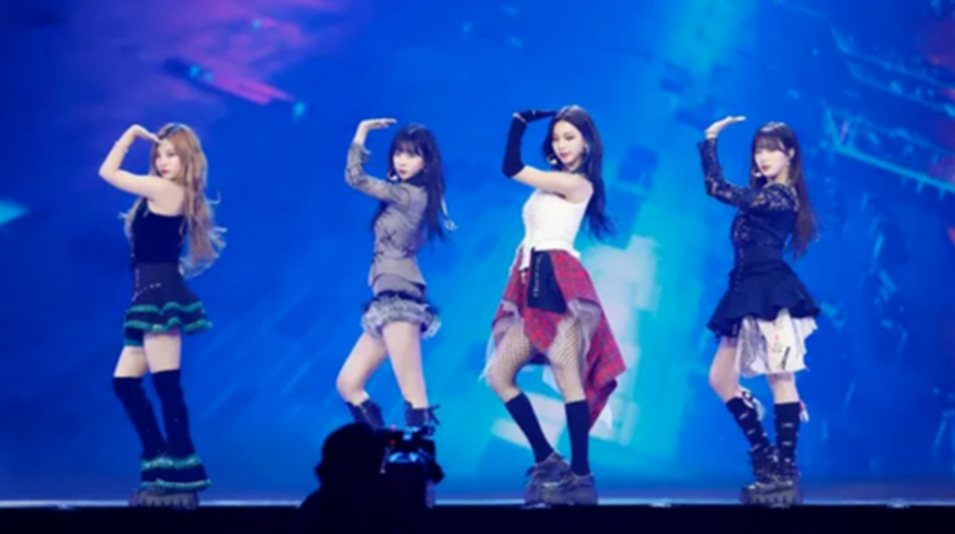 Die K-Pop-Girlband Aespa auf der Bühne