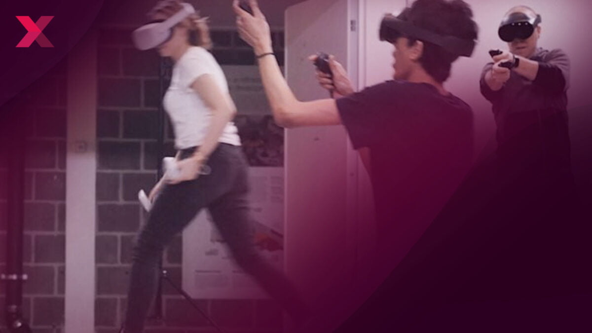 Personen laufen mit VR-Brillen durch den Raum, das Bild zeigt Metas lokalen Multiplayer.
