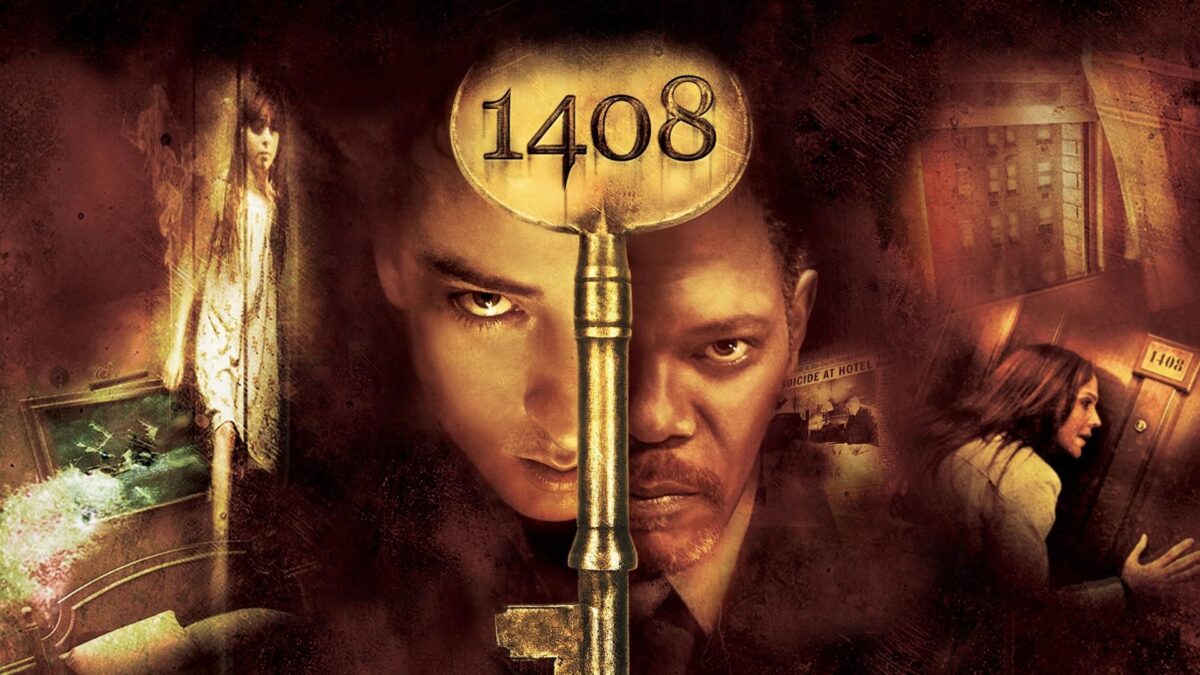 Filmposter des Films 1408: Das Gesicht der Hauptfiguren und Szenen aus dem Film, in der Mitte des Bilds ist der Schlüssel zu Raum 1408 zu sehen.