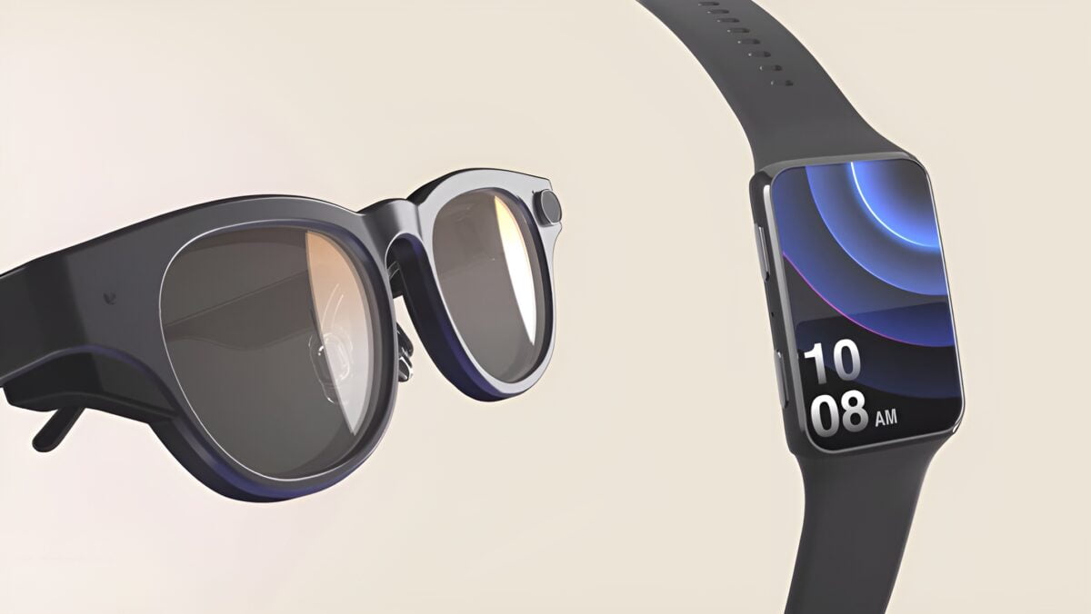 Eine AR-Brille links neben dem AR-Armband, das mit seinem rechteckigen AMOLED-Bildschirm an eine Smartwatch erinnert.
