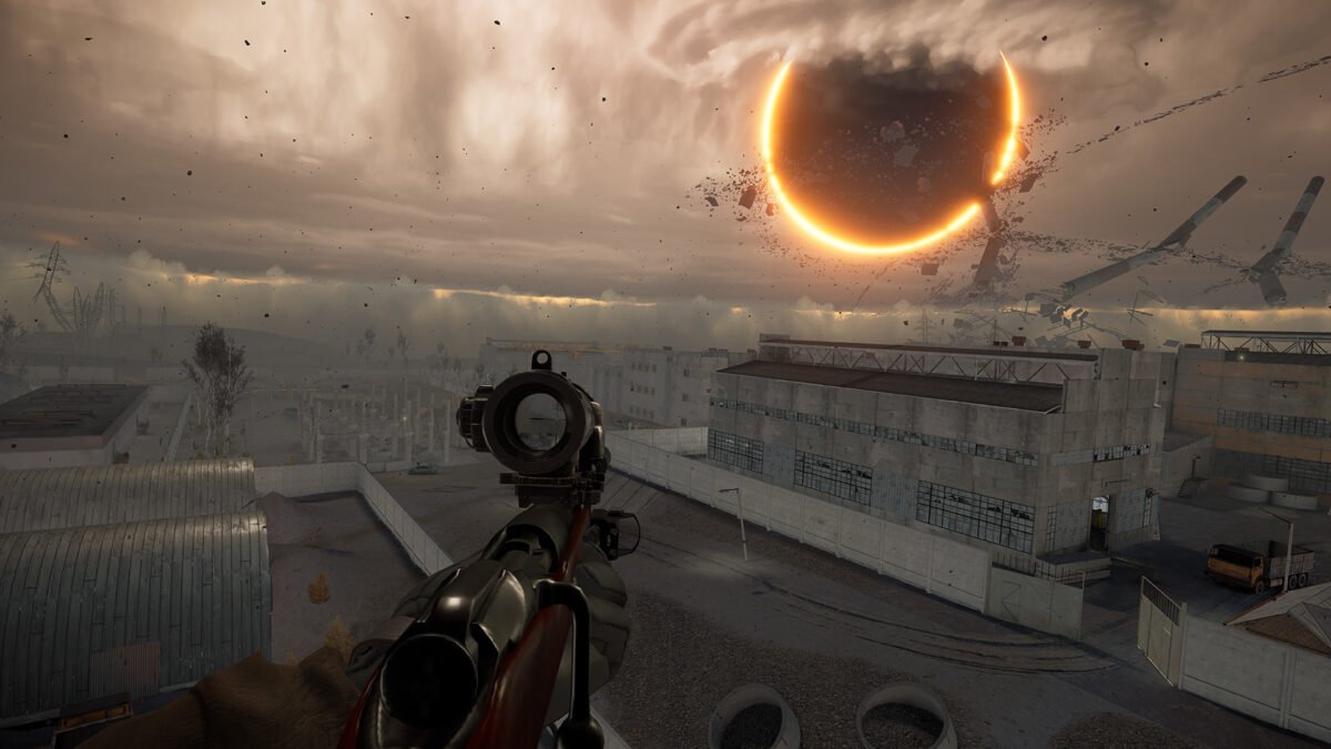 Spielszene aus der PC-VR-Version von Into The Radius, die ein Snipergewehr, einen Gebäudekomplex und eine Sonnenfinsternis zeigt.