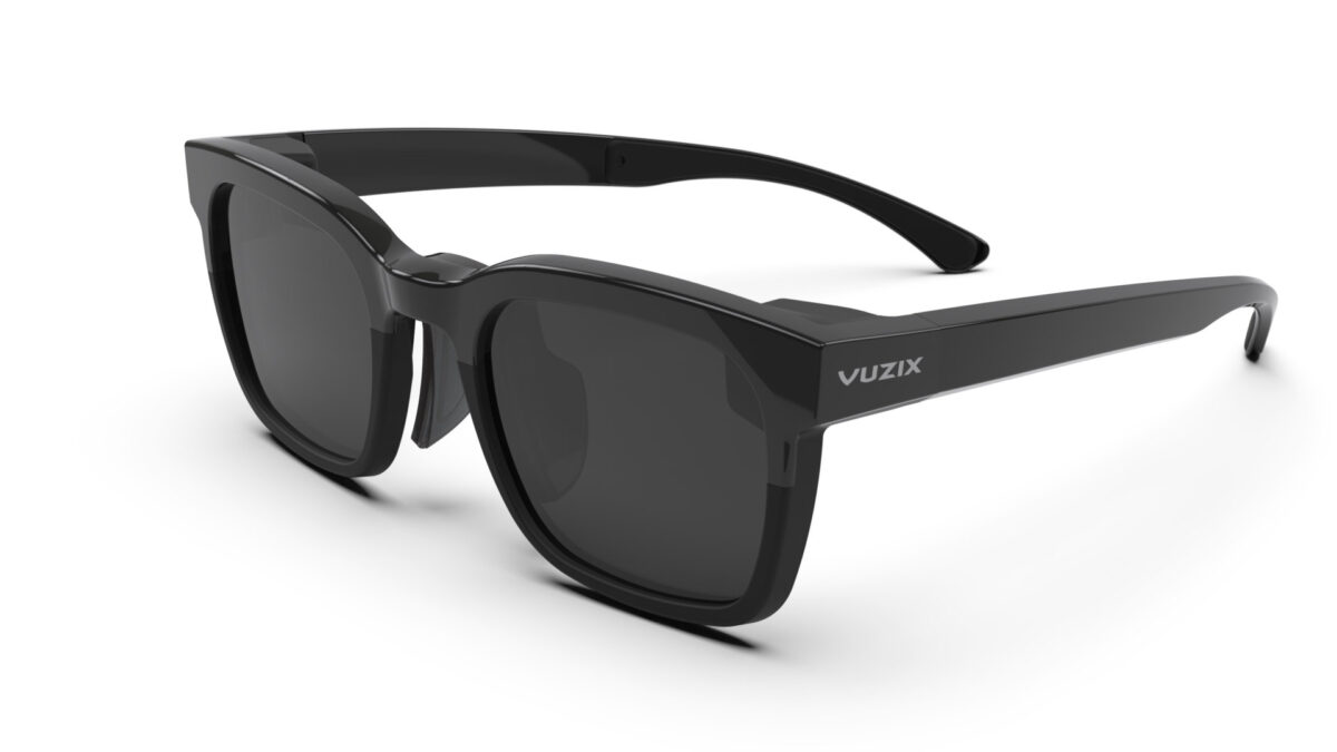 Die intelligente Brille Vuzix Z100 ist dünn und leicht.